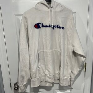 White champion hoodie L